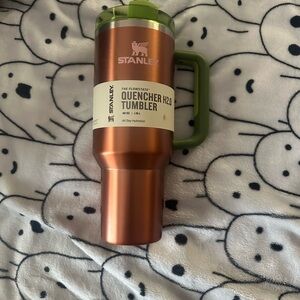 New never used watermelon moonshine Lainey Wilson x Stanley collab 40 oz no box